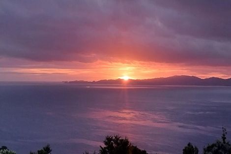 Photo of property in 525a Tuateawa Road, Tuateawa, Coromandel, 3583