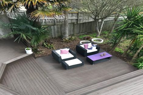 Photo of property in 11 Thelma Crescent, Torbay, Auckland, 0630