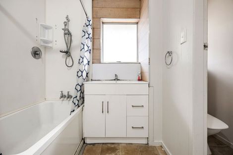 Photo of property in 3/46 May Street, Hamilton East, Hamilton, 3216