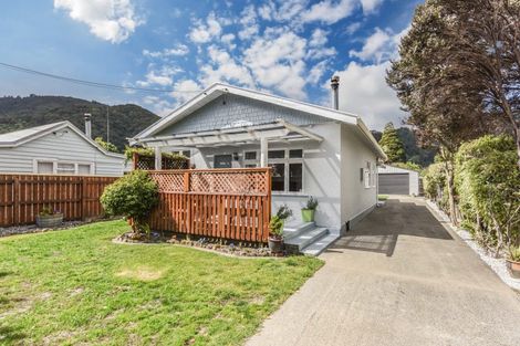 Photo of property in 12a Buller Street, Picton, 7220