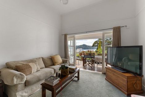 Photo of property in 14 Broadway, Picton, 7220