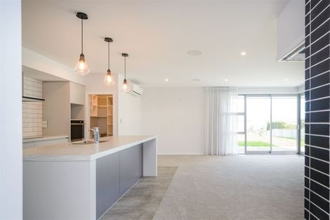 Photo of property in 162 Pacific Drive, Fitzherbert, Palmerston North, 4410