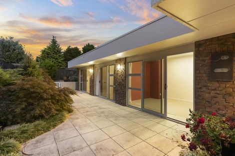 Photo of property in 9 Argo Drive, Half Moon Bay, Auckland, 2012