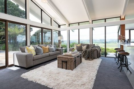 Photo of property in 214 Alfriston Ardmore Road, Ardmore, Papakura, 2582