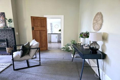 Photo of property in 125 Wellington Street, Picton, 7220