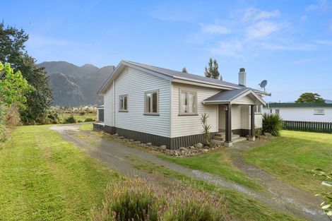 Photo of property in 8 Stanley Avenue, Te Aroha, 3320