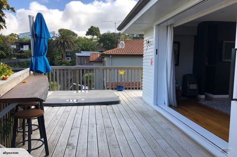 Photo of property in 66 Heathcote Road, Castor Bay, Auckland, 0620