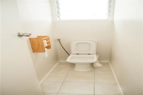 Photo of property in 23 Longburn Road, Henderson, Auckland, 0610