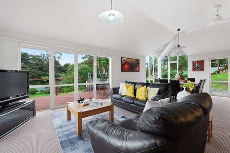 Photo of property in 20 Chester Avenue, Greenhithe, Auckland, 0632