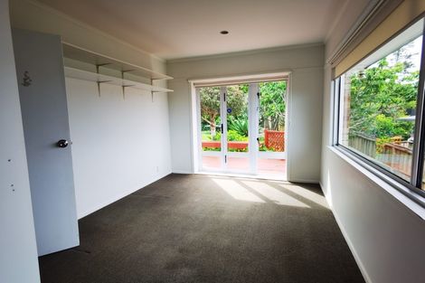 Photo of property in 34 Glenfern Road, Mellons Bay, Auckland, 2014
