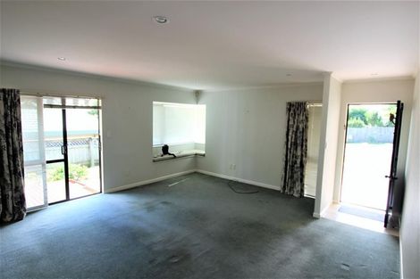 Photo of property in 1/12 Beatrice Avenue, Hillcrest, Auckland, 0627
