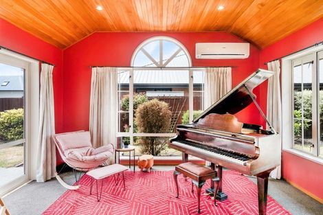 Photo of property in 7 Empress Place, Halswell, Christchurch, 8025