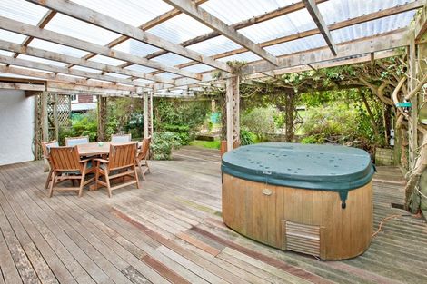 Photo of property in 86 Rawhiti Road, Pukerua Bay, 5026