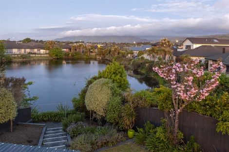 Photo of property in 4 Consort Close, Paraparaumu Beach, Paraparaumu, 5032