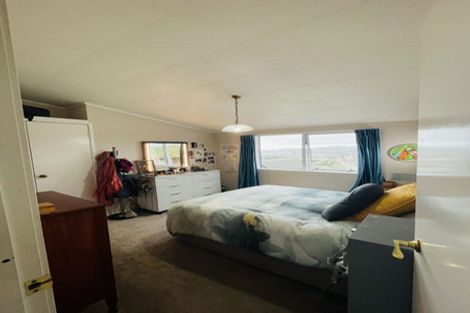 Photo of property in 6 Kekerenga Street, Strathmore Park, Wellington, 6022