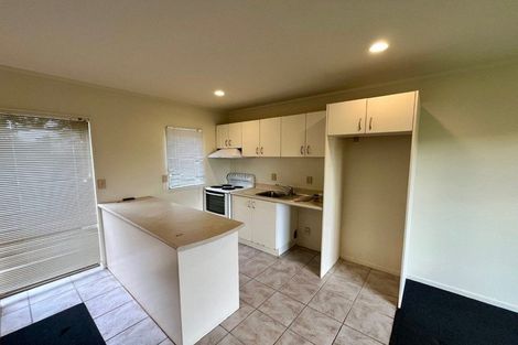 Photo of property in 3 Lockington Avenue, Henderson, Auckland, 0612