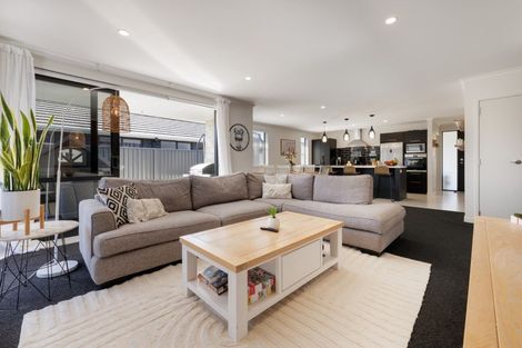 Photo of property in 8 Scarr Lane, Pyes Pa, Tauranga, 3112