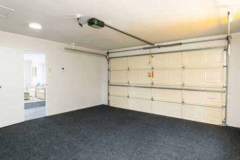 Photo of property in 5 Greta Banks Place, Wattle Downs, Auckland, 2103