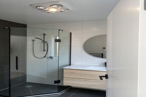 Photo of property in 40 Taikura Avenue, Red Beach, 0932