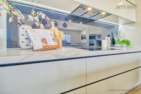 Photo of property in 52 Eighth View Avenue, Beachlands, Auckland, 2018