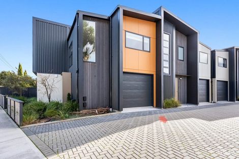 Photo of property in 1/51 Kings Crescent, Hutt Central, Lower Hutt, 5010