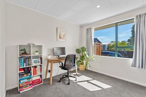 Photo of property in 31 Rutherford Drive, Waikanae Beach, Waikanae, 5036
