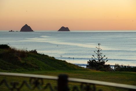 Photo of property in 2a Richmond Street, Fitzroy, New Plymouth, 4312