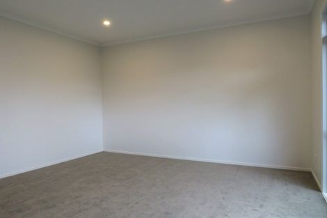 Photo of property in 11 Pukewhero Rise, Westgate, Auckland, 0614