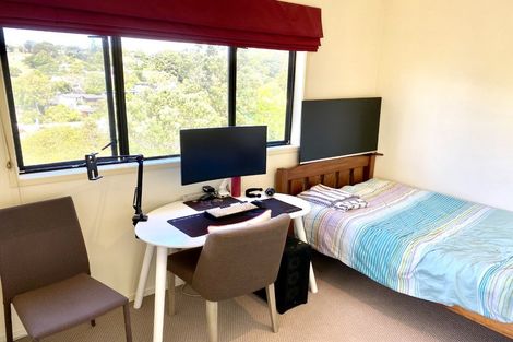 Photo of property in 21 Macnay Way, Murrays Bay, Auckland, 0630