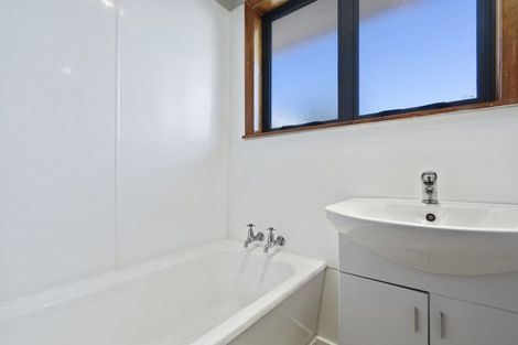 Photo of property in 63 Kashmir Avenue, Clouston Park, Upper Hutt, 5018