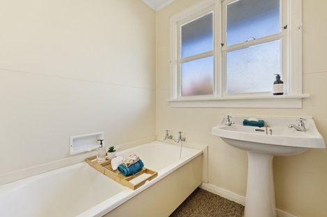 Photo of property in 26 Fitzroy Street, Caversham, Dunedin, 9012