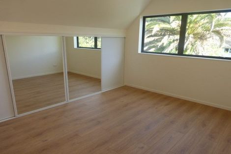 Photo of property in 16 Glendene Avenue, Glendene, Auckland, 0602