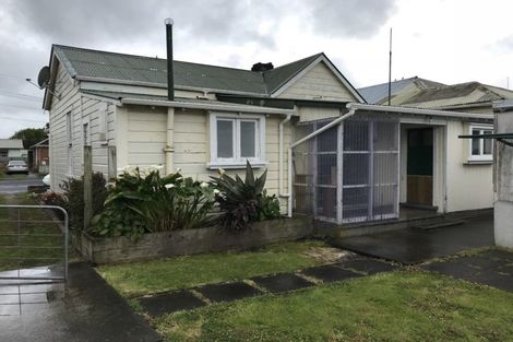 Photo of property in 5 Barrack Street, Whanganui, 4500