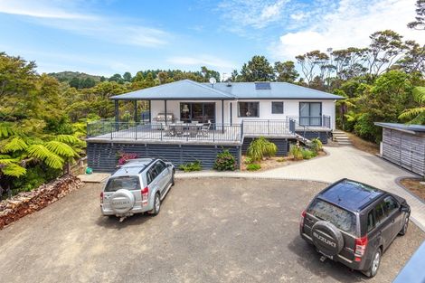 Photo of property in 595 Boat Harbour Road, Whenuakite, Whitianga, 3591
