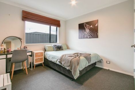 Photo of property in 7 Ohau Place, Poraiti, Napier, 4112