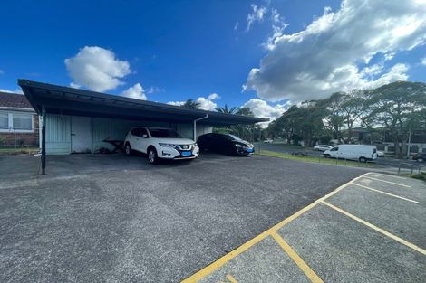 Photo of property in 2/9 Norman Spencer Drive, Papatoetoe, Auckland, 2104