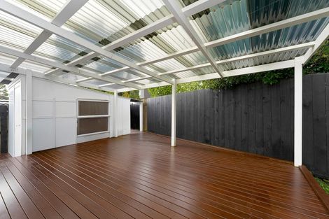 Photo of property in 30a Leo Street, Glen Eden, Auckland, 0602