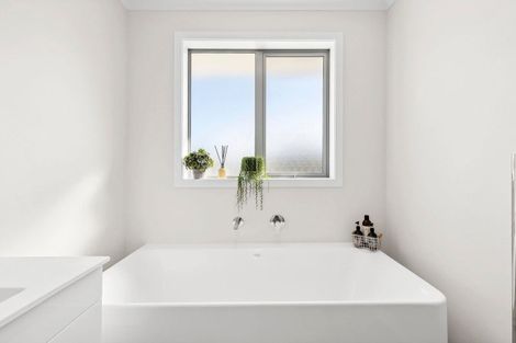 Photo of property in 8 Karamu Lane, Kihikihi, Te Awamutu, 3800