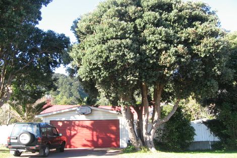 Photo of property in Inverey, 6 Maire Street, Eastbourne, Lower Hutt, 5013