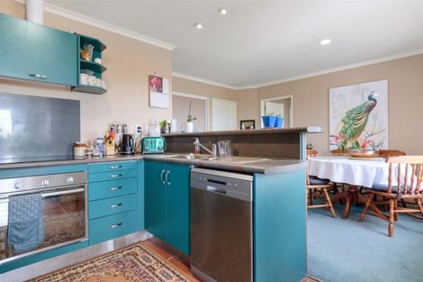 Photo of property in 6 Astor Place, Welcome Bay, Tauranga, 3112