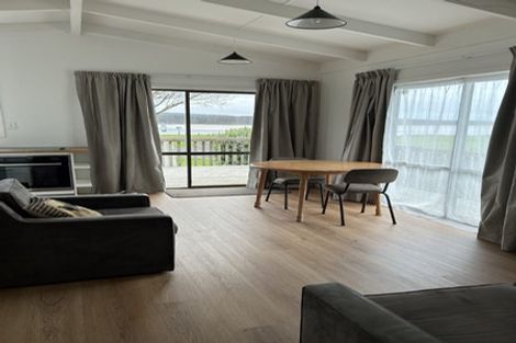 Photo of property in 88 Maunsell Road, Port Waikato, 2695