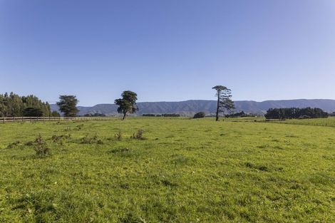 Photo of property in 268 Smith Road, Dannevirke, 4978