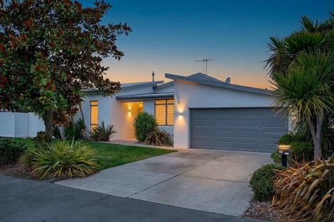 Photo of property in 66 Lamorna Road, Parklands, Christchurch, 8083