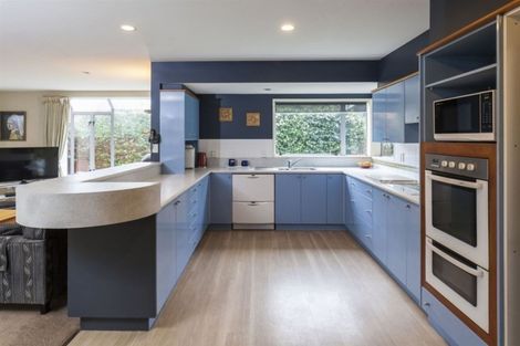 Photo of property in 22 Parkham Drive, Burnside, Christchurch, 8053