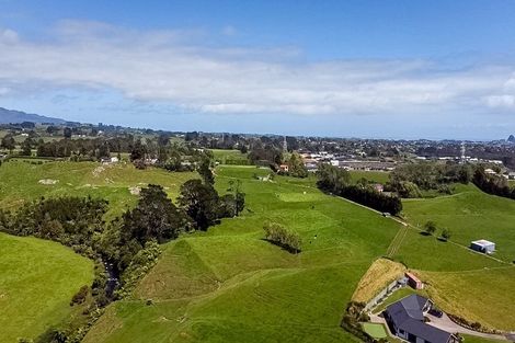 Photo of property in 481 Carrington Road, Hurworth, New Plymouth, 4371