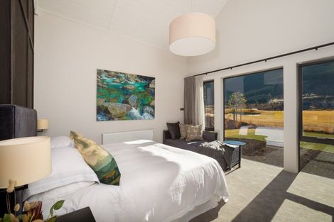 Photo of property in Millbrook Resort, 4 Dalgleish Lane, Arrowtown, 9371