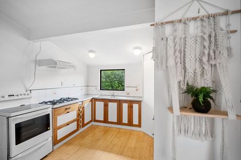 Photo of property in 216 Riverhead Road, Kumeu, 0892