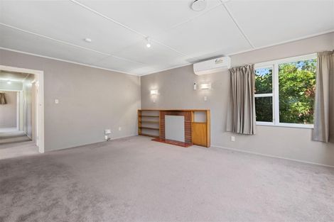Photo of property in 37 Rutland Street, Utuhina, Rotorua, 3015