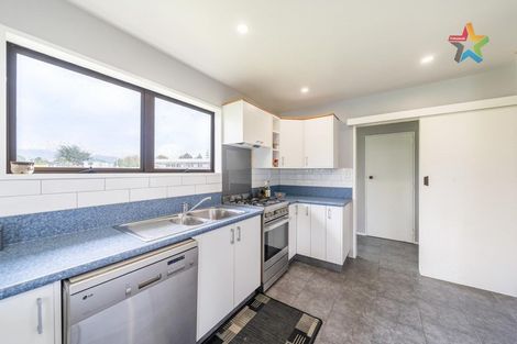 Photo of property in 21 Whitechapel Grove, Stokes Valley, Lower Hutt, 5019