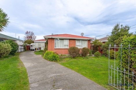 Photo of property in 100 Saint Johns Street, Woolston, Christchurch, 8062